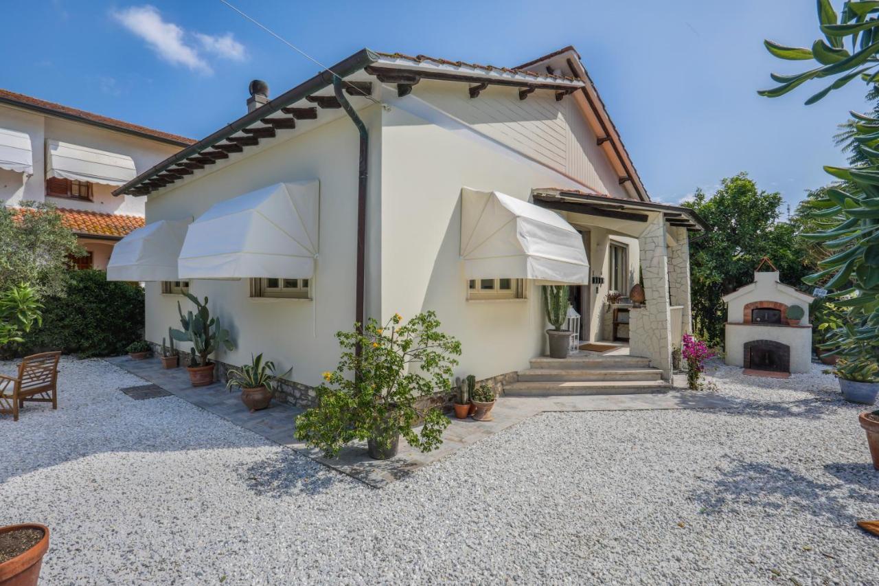I Levrieri Hotel Torre del Lago Puccini Buitenkant foto