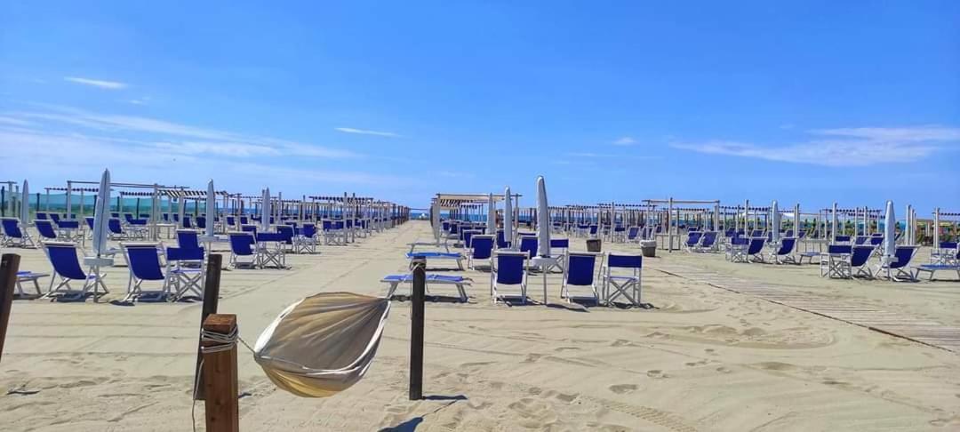 I Levrieri Hotel Torre del Lago Puccini Buitenkant foto